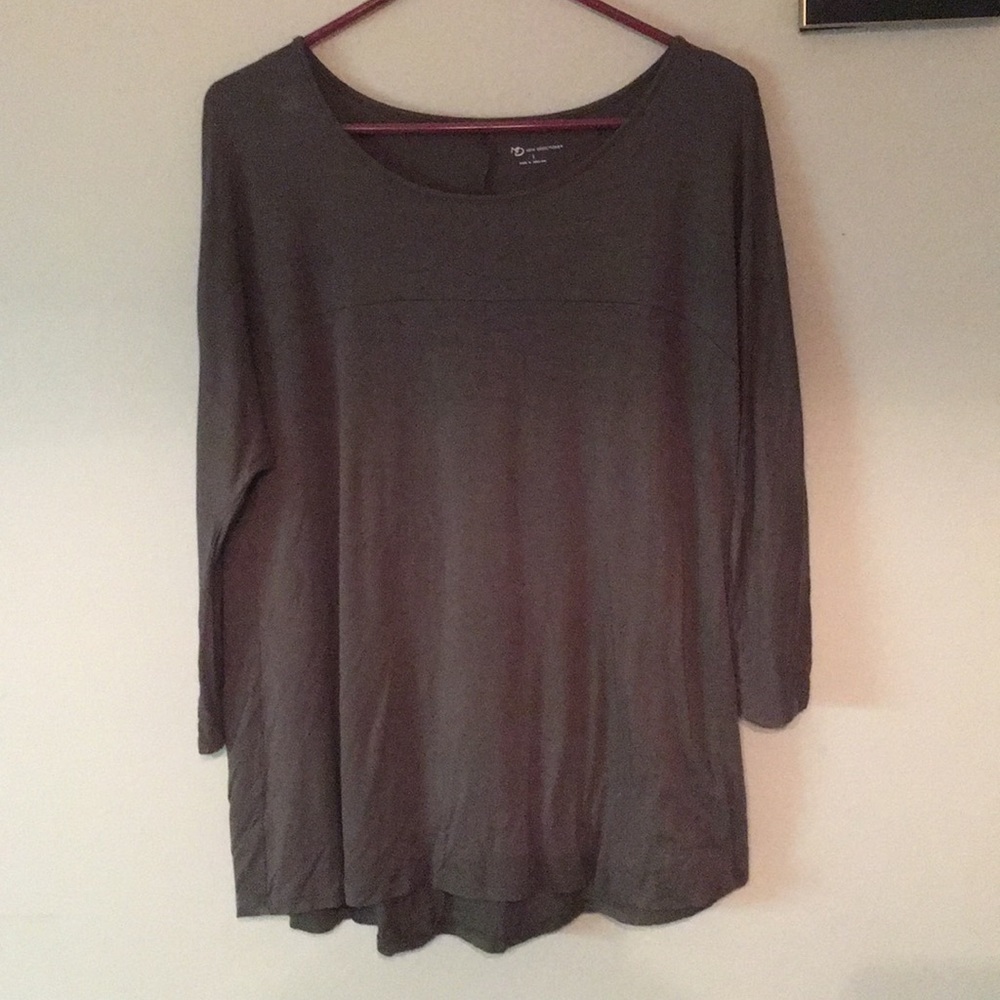 Olive green quarter length top